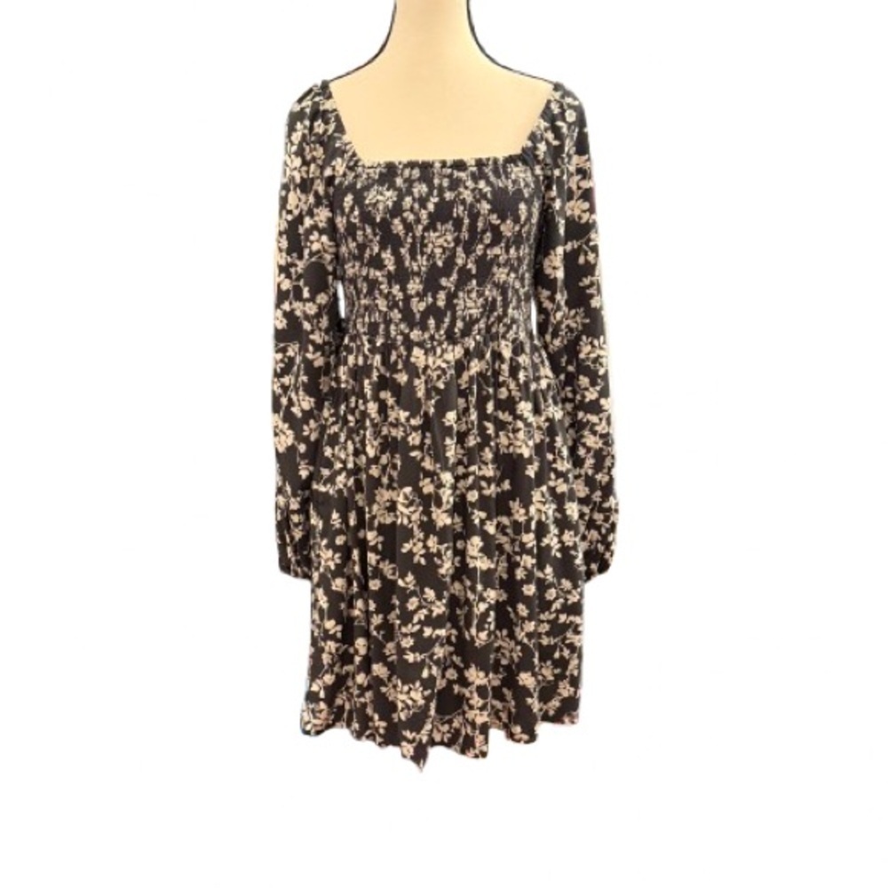 Old Navy Black Ditsy Floral Smocked Square Neck Long Sleeve pockets Mini Dress - Picture 2 of 7